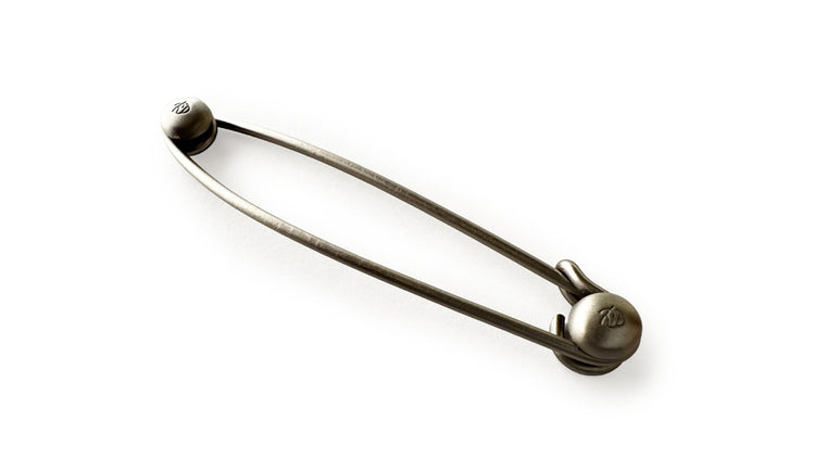 COLLAR PIN