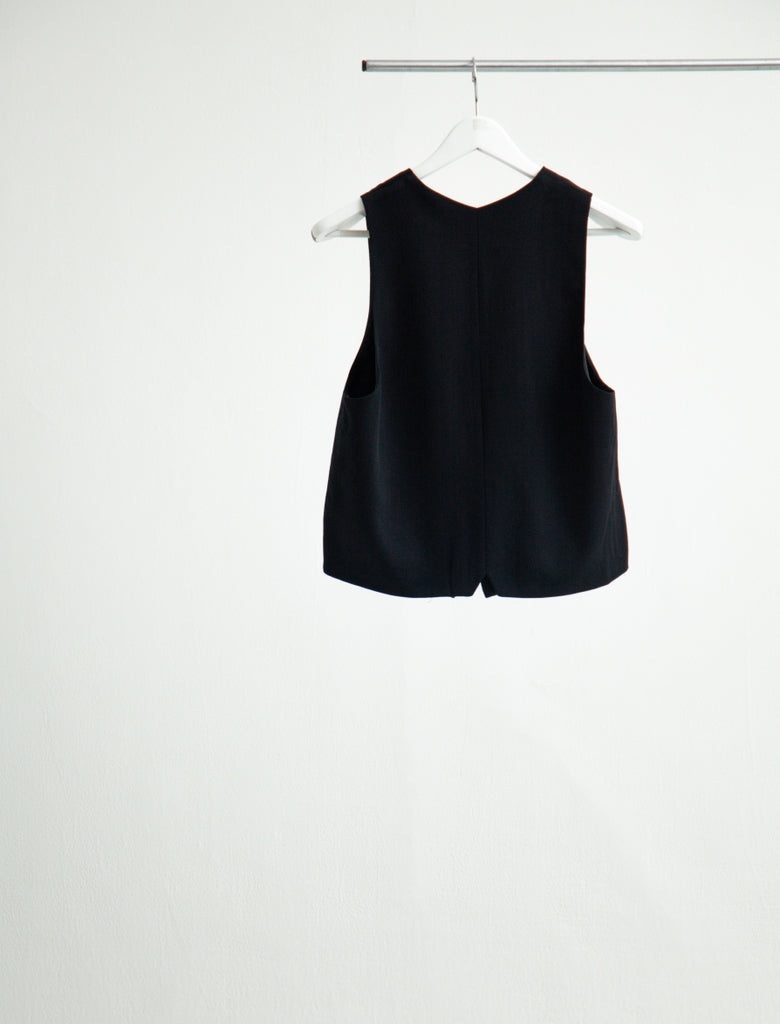 LAST BUTTON VEST