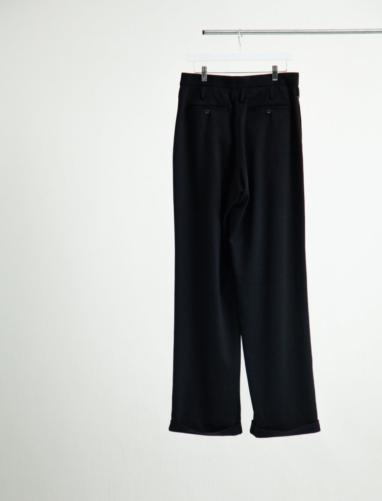 DOUBLE INVERTED TUCK TROUSERS