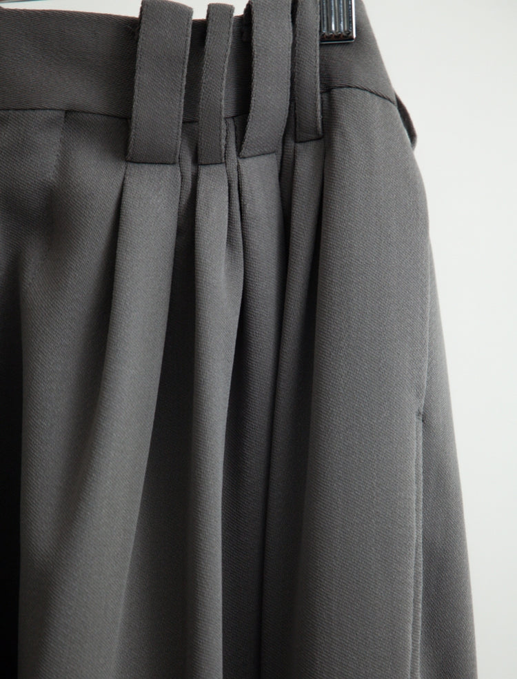 EIGHT TUCK HIGH WAIST TROUSERS