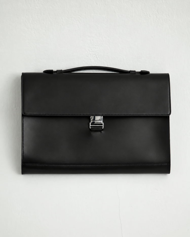 BRIEFCASE – SOSHIOTSUKI