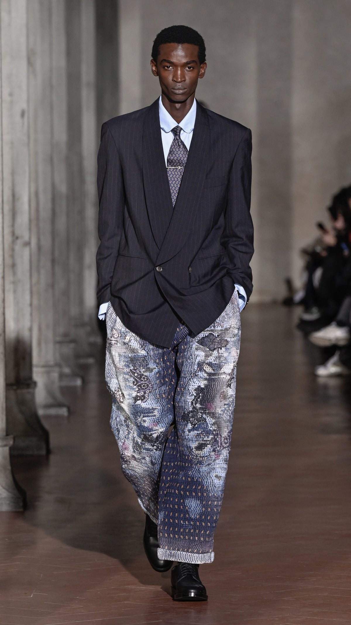 LOOK ITEM 13