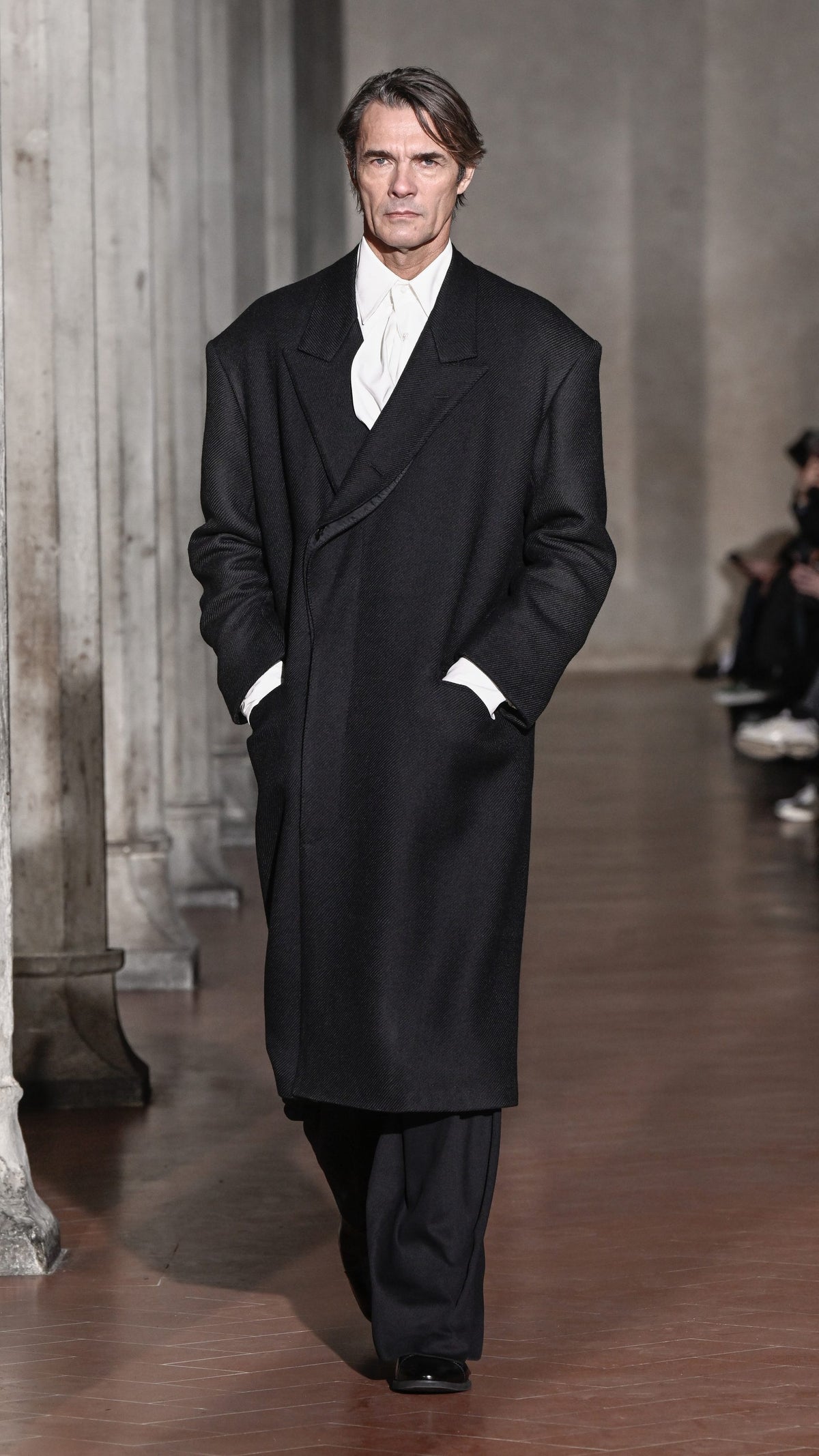LOOK ITEM 36
